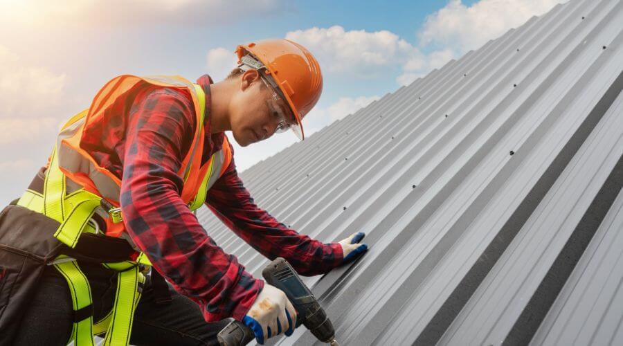 Expert top industrial roofings services in Strawn, IL